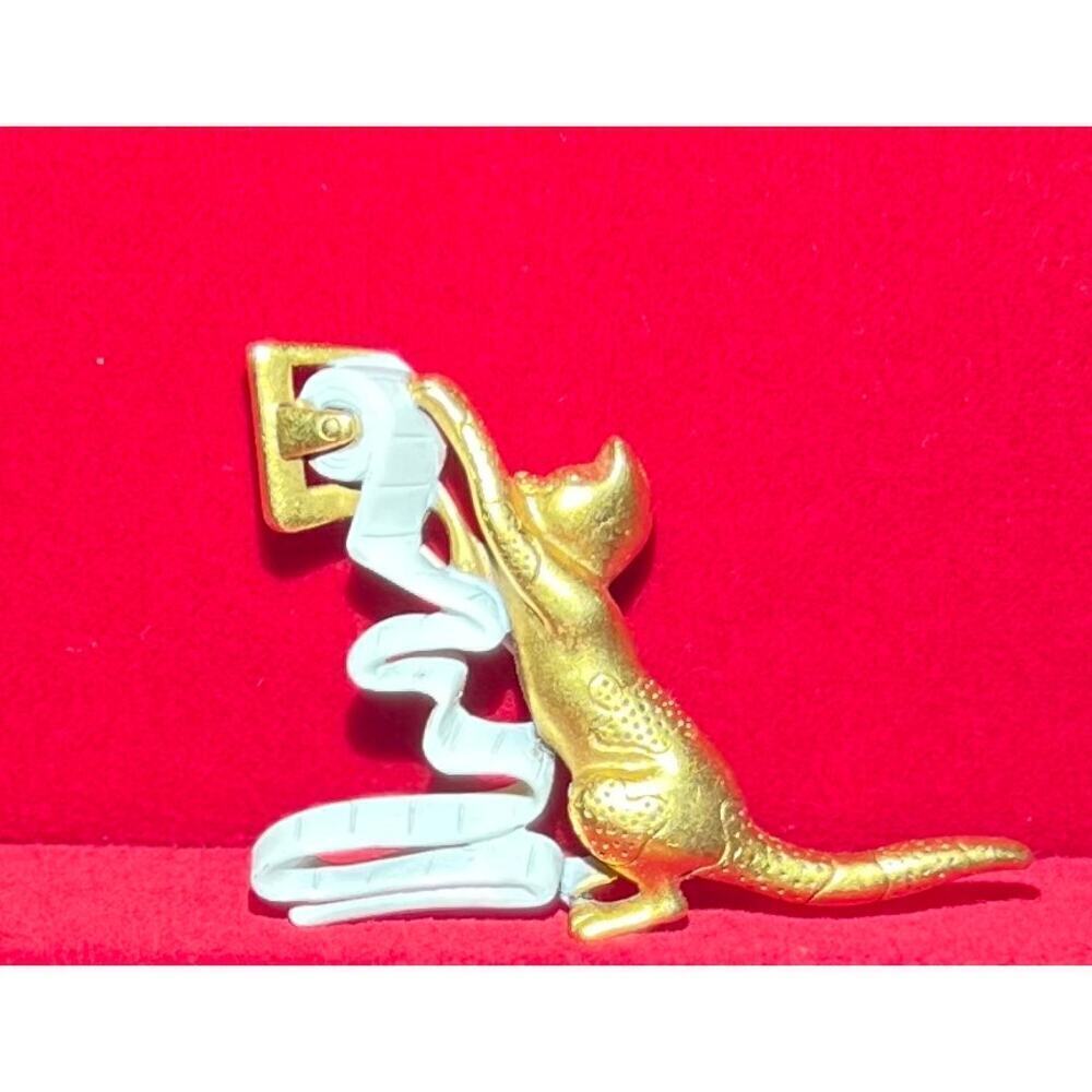 Danecraft vintage Cat Brooch